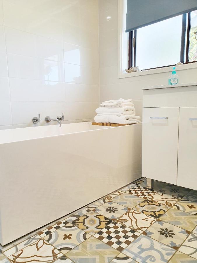 Marazul Best Deal - Stone Bathtub, Wifi, Functional - Mandarins And Lemons When Available Vincentia Exteriör bild